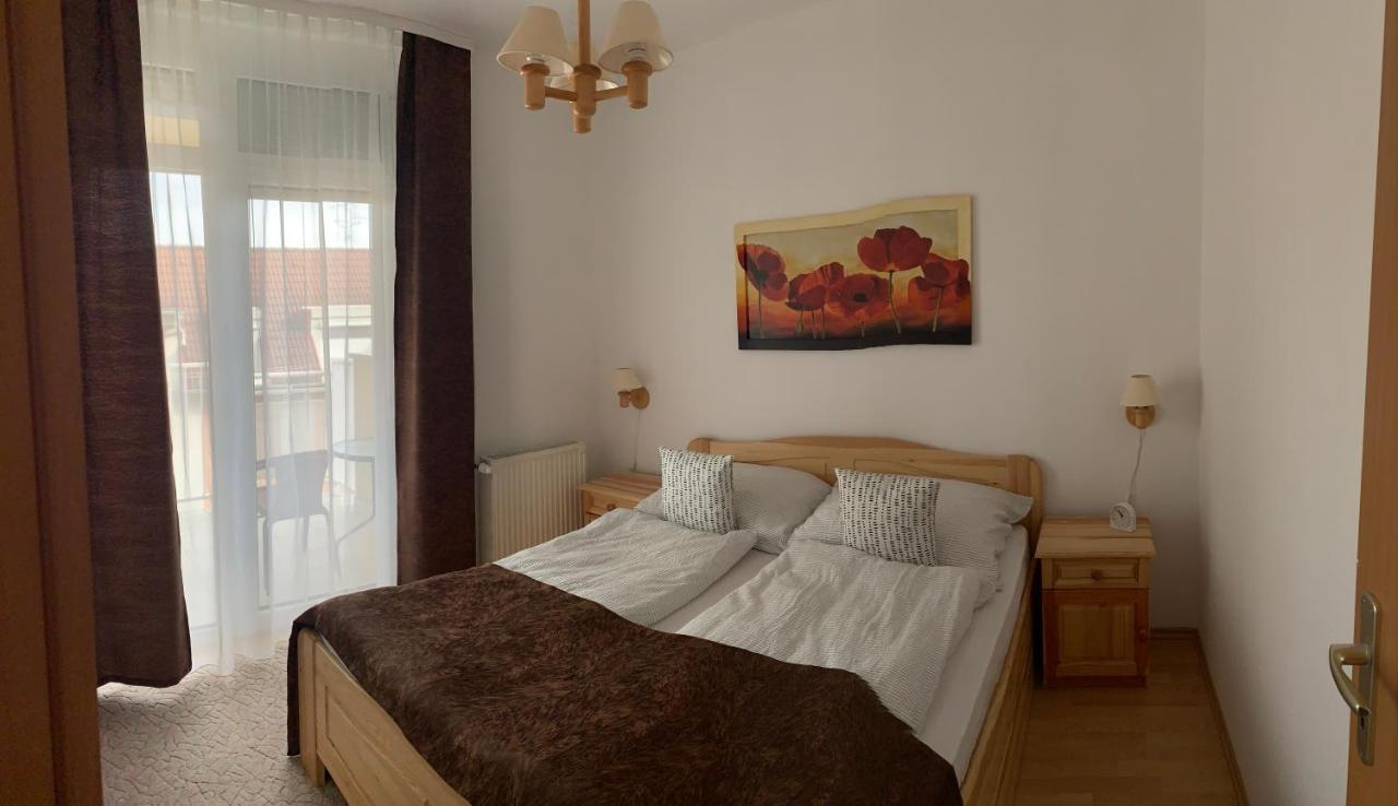 Konig Apartman Iii. Хевиз Экстерьер фото